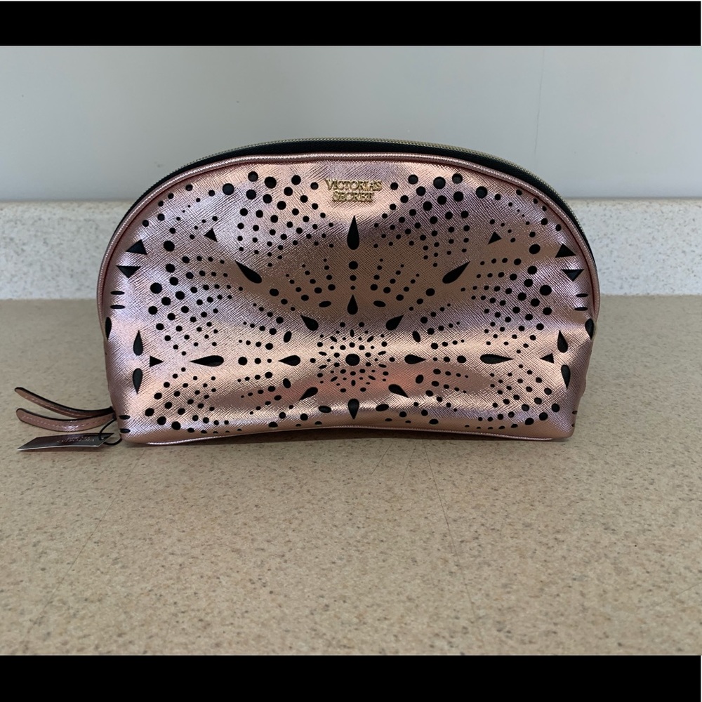 NWT Victoria’s Secret bag/ cosmetic bag/ pouch
